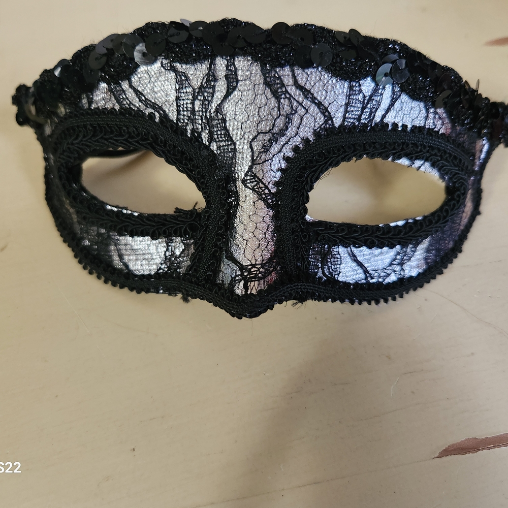 Black Lace Masquerade Mask